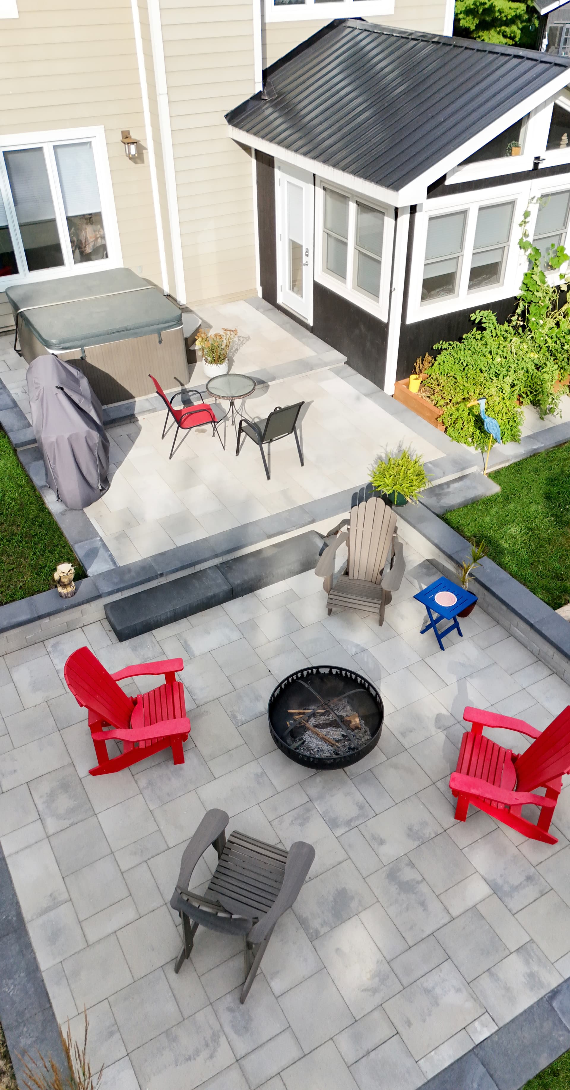 Professional hardscaping and retaining wall construction