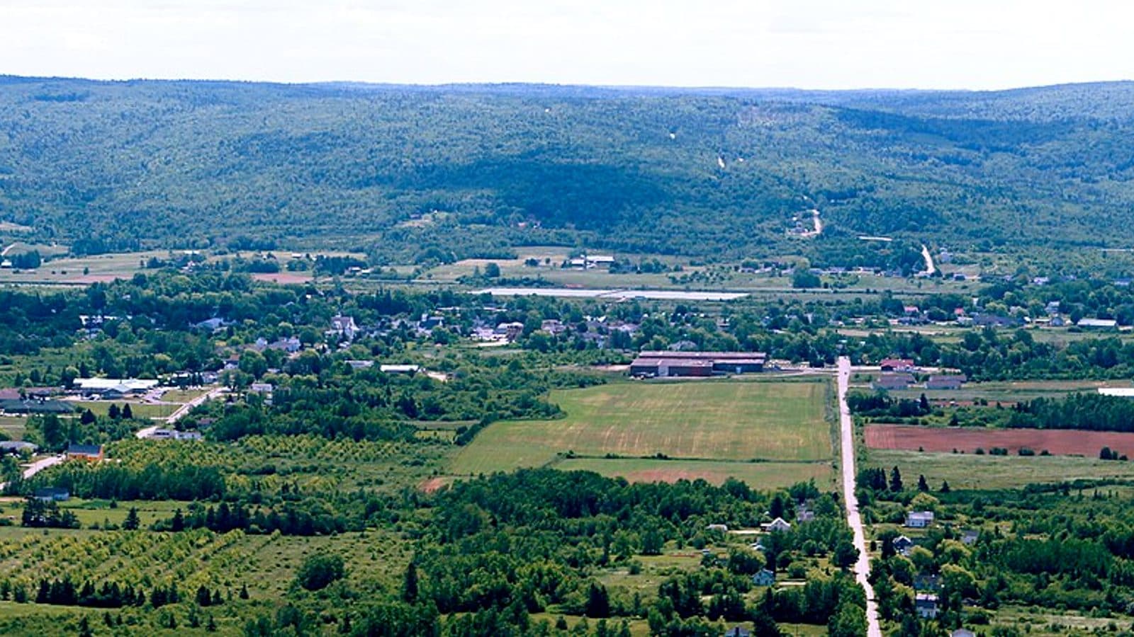 Annapolis Valley overlooking Bridgetown